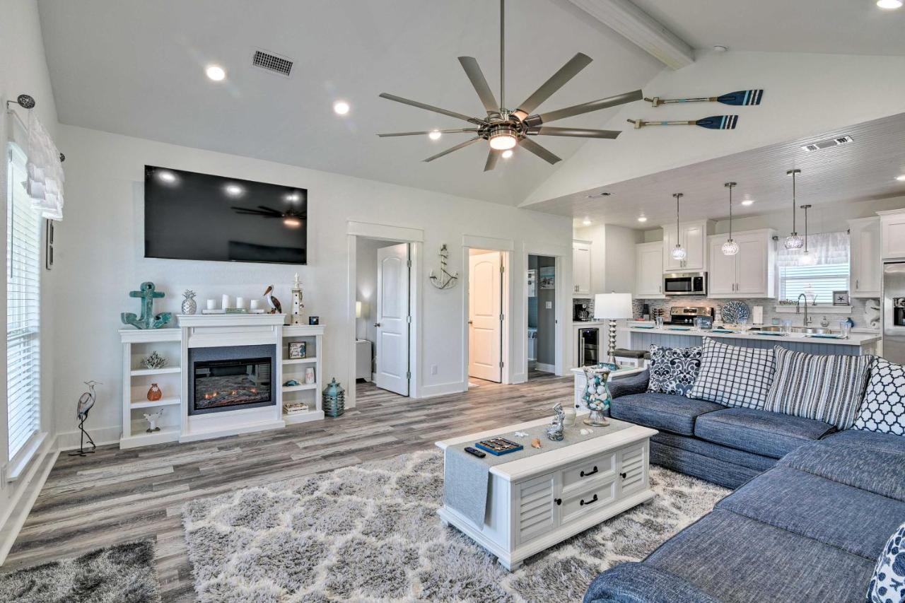 Bolivar Peninsula Beach House, Steps To Coast ภายนอก รูปภาพ